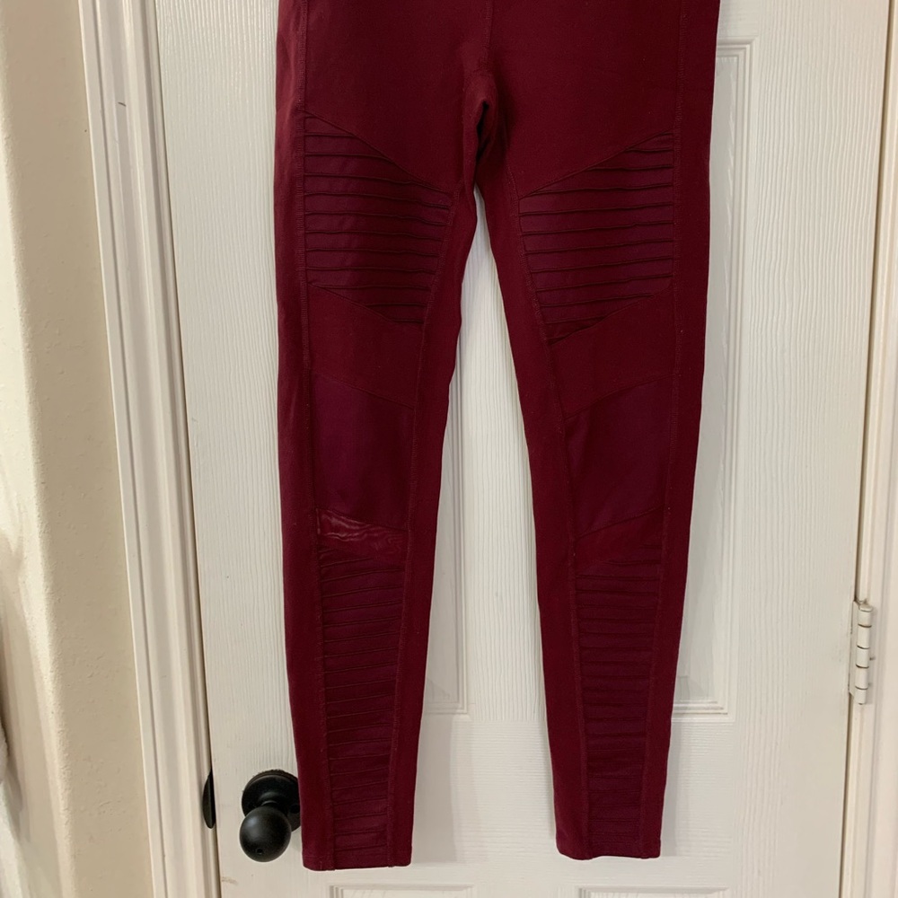 Alo pants - Picture 4 of 5